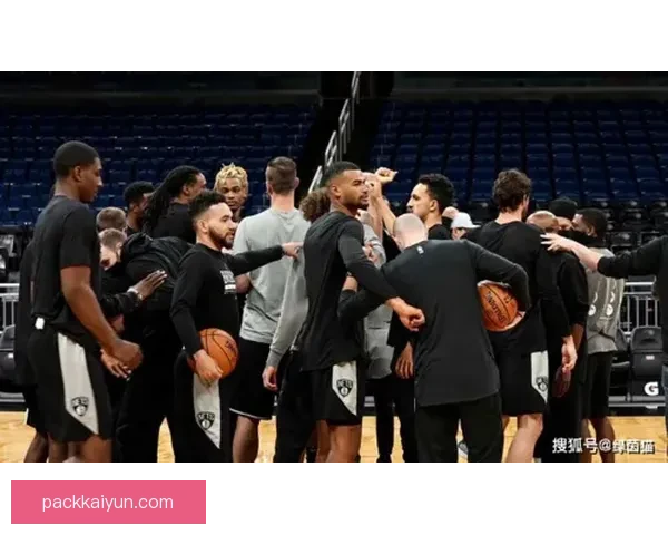 狼堡中场组织近期表现稳健，攻防转换效率持续提升